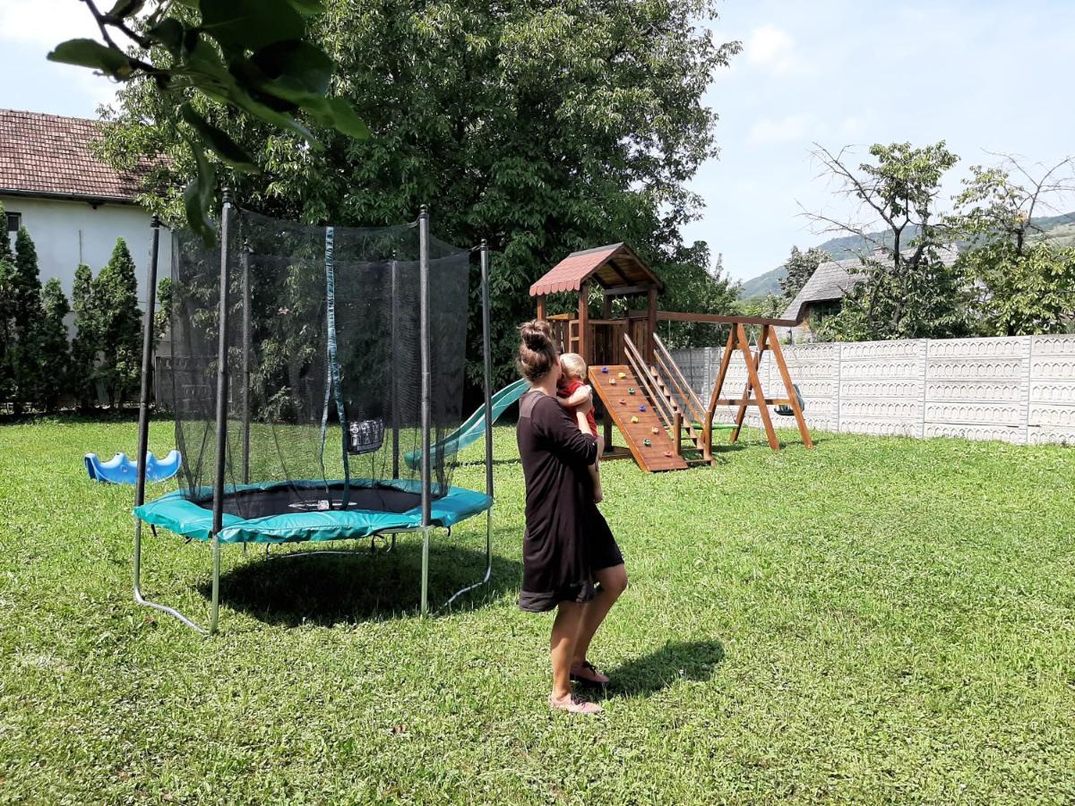 Villa Venus Deva Luaran gambar