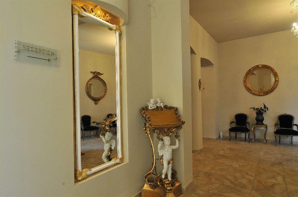 Villa Venus Deva Luaran gambar
