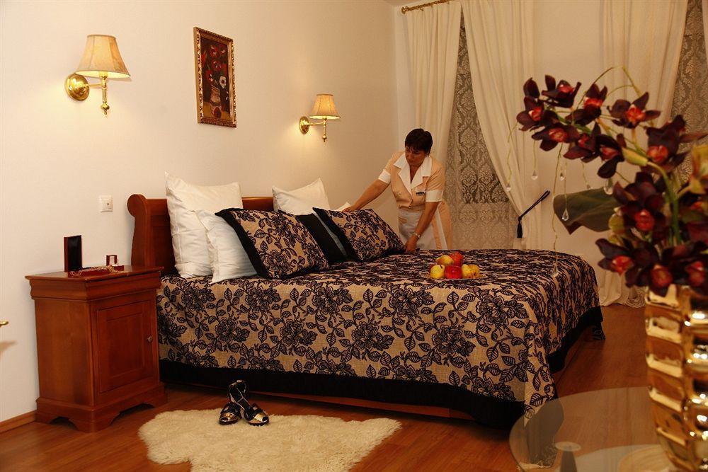 Villa Venus Deva Luaran gambar